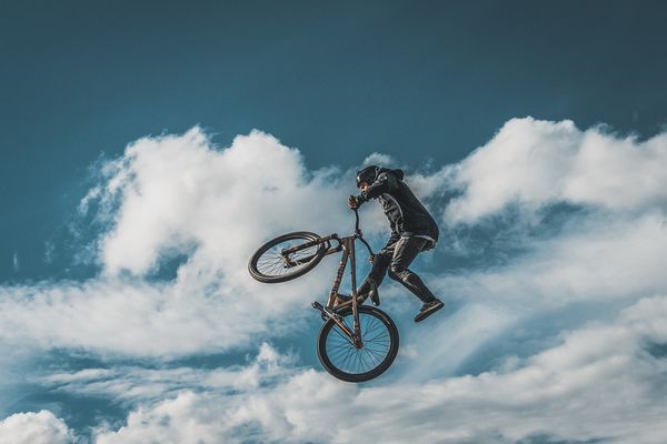Trening kolarski - co jeść, co pić i jak dbać o formę?
